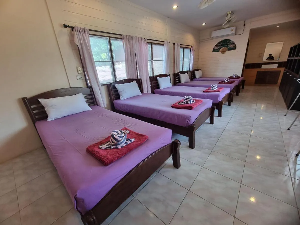 Lotus Party Hostel & Beach Bar Koh Tao 0*,